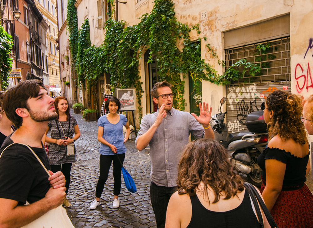 Students learning in Rome